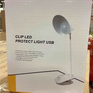 White Clip LED Protect Light USB